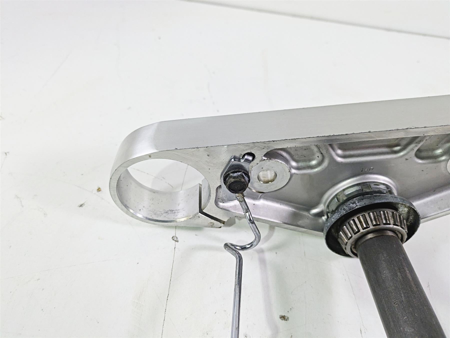 2002 Honda V-Twin VTX1800 C Upper & Lower Triple Tree Set 53230-MCH-000 {{ shop.shopifyCountryName }} - Mototech271