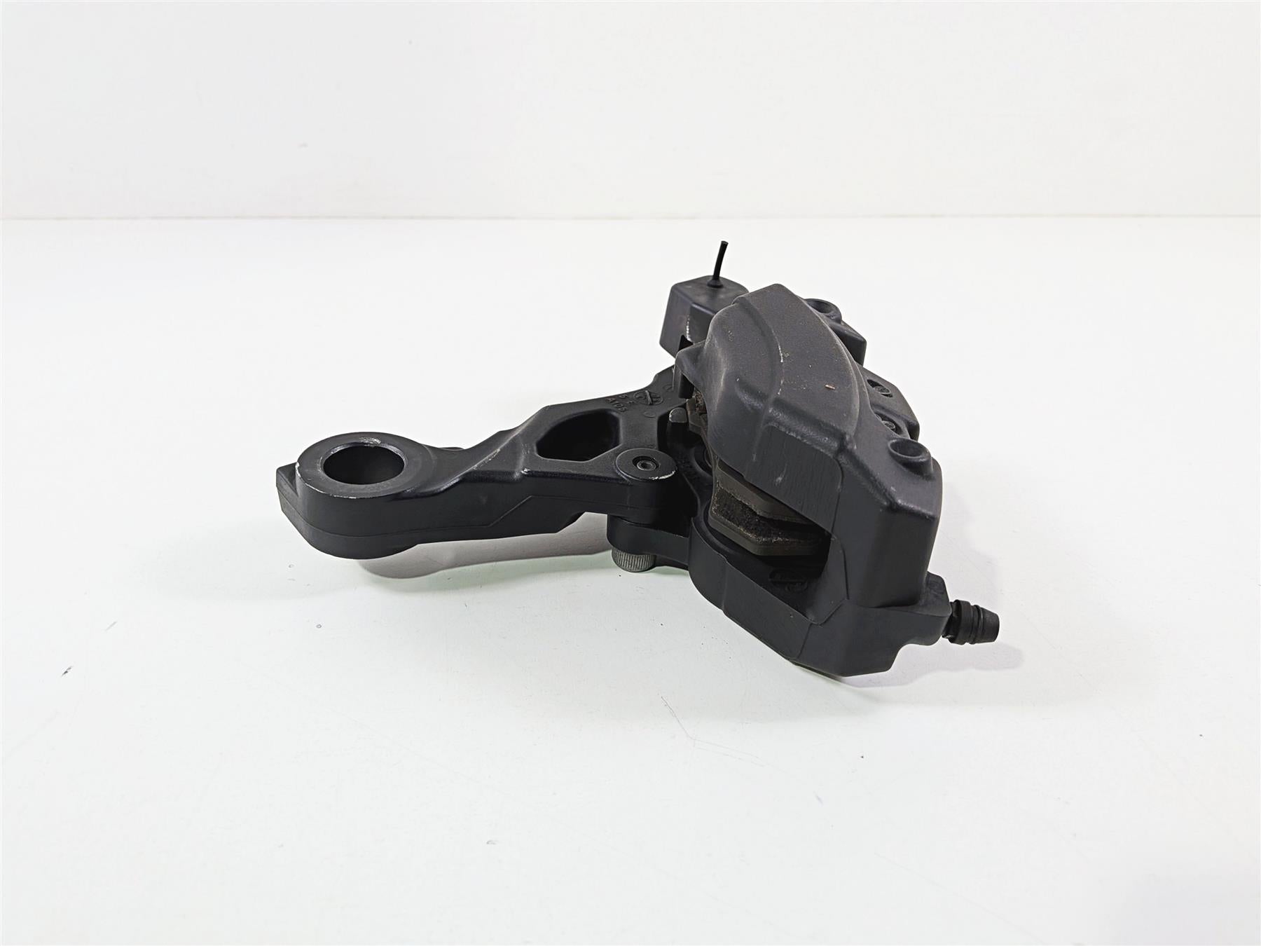 2017 Harley Touring FLHXS Street Glide Rear Brake Caliper & Bracket 44080-08C {{ shop.shopifyCountryName }} - Mototech271