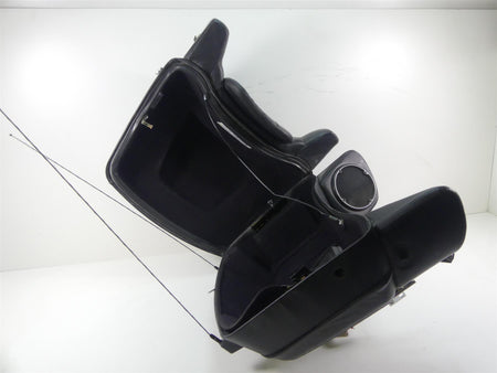2007 Harley FLHTCU SE CVO Electra Glide Rear Trunk Luggage Box - Read 79127-06 {{ shop.shopifyCountryName }} - Mototech271