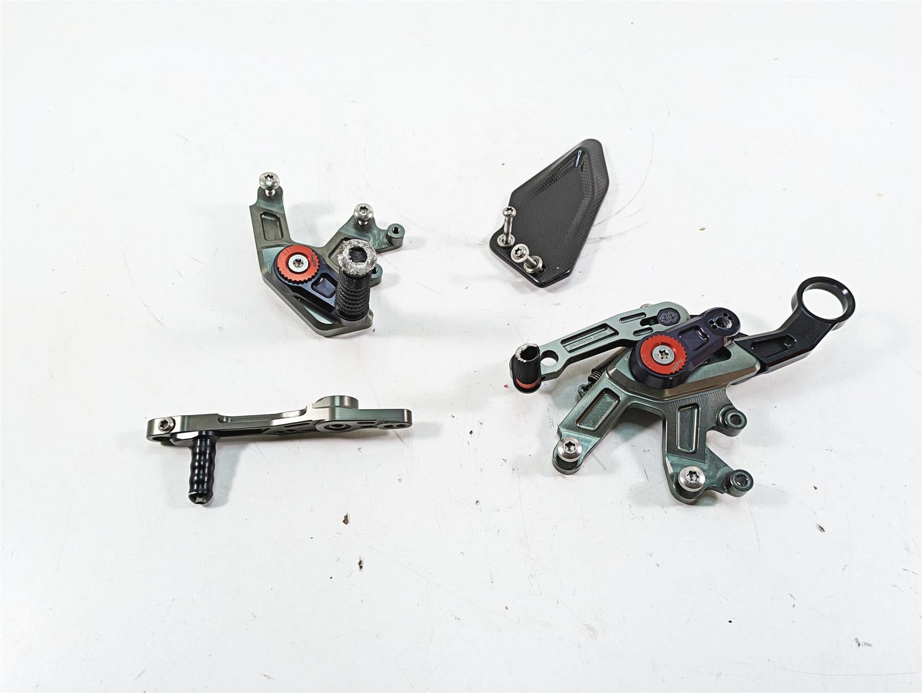 2015 BMW S1000RR K46 Hp4 Left Right Foot Peg Lever Set 77258550774 77258550773 {{ shop.shopifyCountryName }} - Mototech271