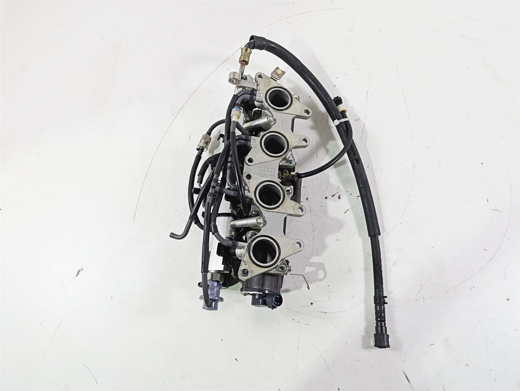 2004 Honda Aquatrax R-12X Throttle Body Bodies Fuel Injectors 16400-HW3-671 {{ shop.shopifyCountryName }} - Mototech271