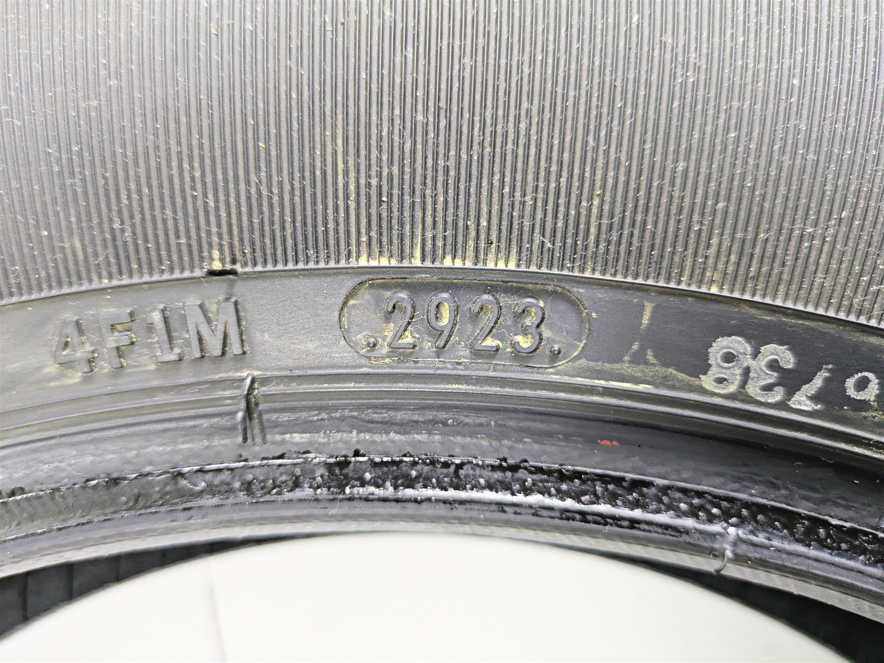 Used Rear Motorcycle Harley Tire Dunlop D401T 150/80R16 DOT2923 45064088 {{ shop.shopifyCountryName }} - Mototech271