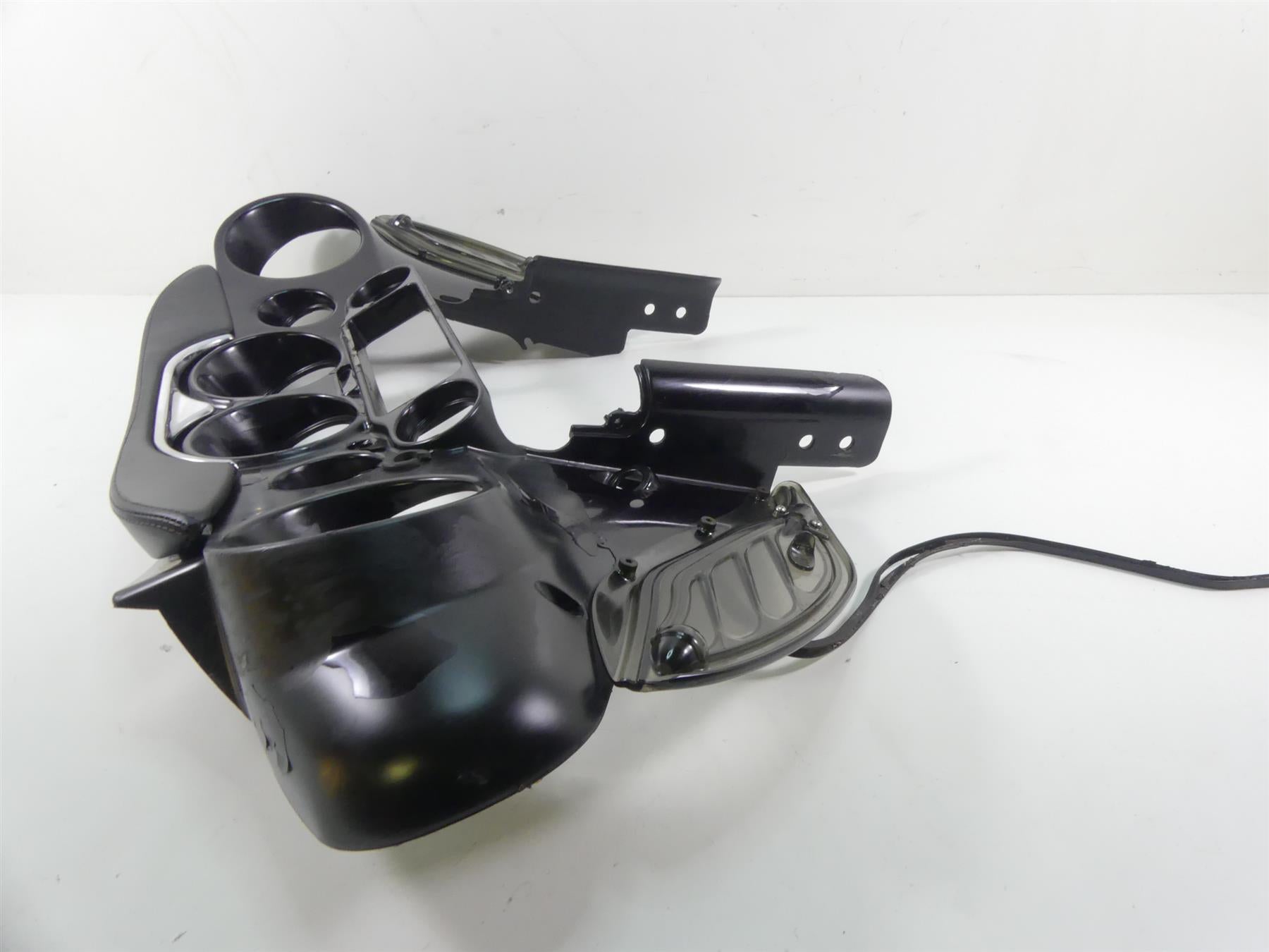 2004 Harley FLHTC SE CVO Electra Glide Front Inner Nose Fairing & Wings 58546-04 {{ shop.shopifyCountryName }} - Mototech271