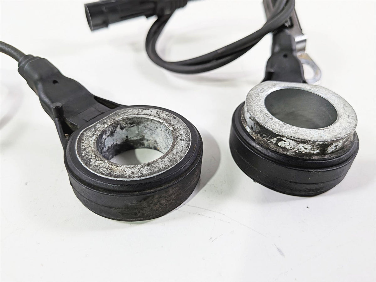 2011 Harley Touring FLHTCU CVO Electra Glide Abs Wheel Sensor Set 40614-08-Mototech271