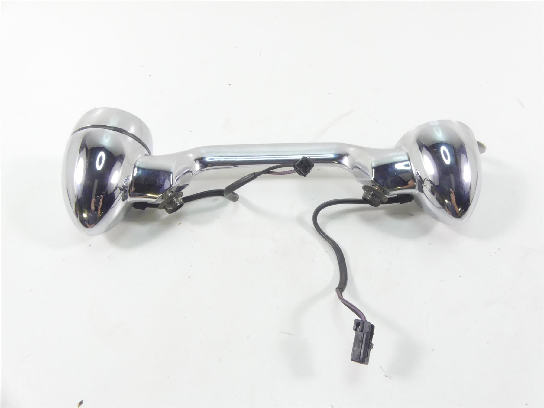 2004 Harley FLHTC SE CVO Electra Glide Rear Chrome Blinker Bar -Read 68508-04 {{ shop.shopifyCountryName }} - Mototech271