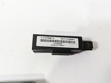 Load image into Gallery viewer, 2017 Harley Touring FLHTKSE CVO E-Glide Bcm Ignition Switch Key Set 71400090B | Mototech271
