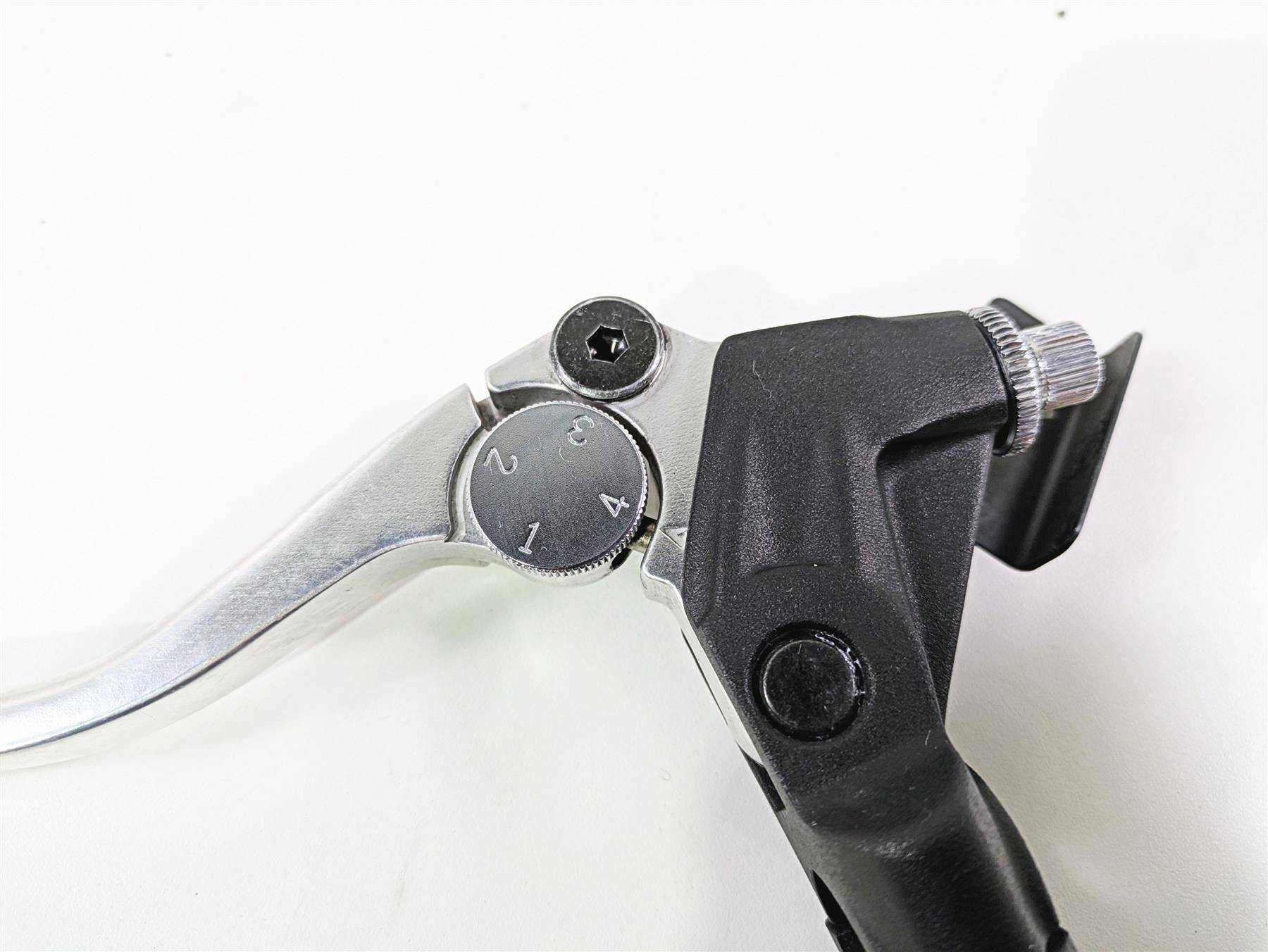 2024 Triumph Tiger 900 GT Clutch Perch & Lever T2043679 {{ shop.shopifyCountryName }} - Mototech271