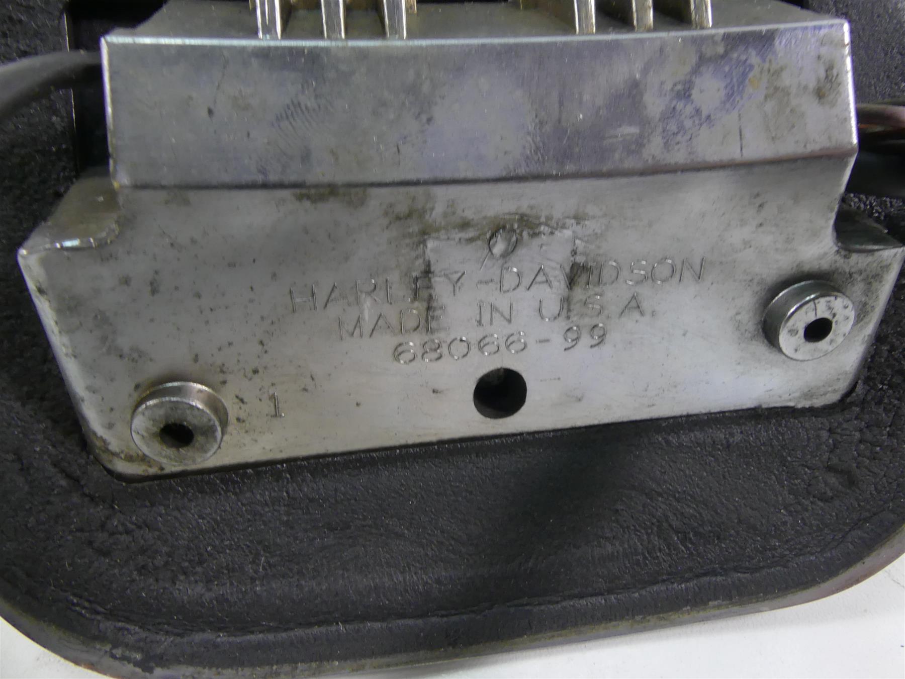 1999 Harley Dyna FXDL Low Rider Taillight Tail Light & Wiring 68140-04 {{ shop.shopifyCountryName }} - Mototech271