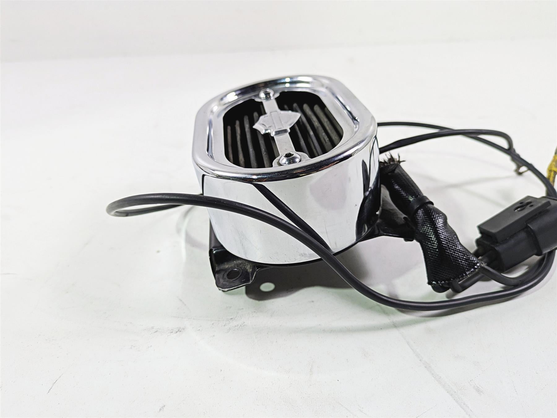 2004 Harley Softail FXSTDI Deuce Rectifier Voltage Regulator 74540-01 {{ shop.shopifyCountryName }} - Mototech271