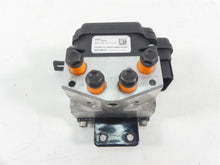 Load image into Gallery viewer, 2015 Harley VRSCF Muscle Rod Abs Brake Pump Unit Module Controller 40664-08A | Mototech271
