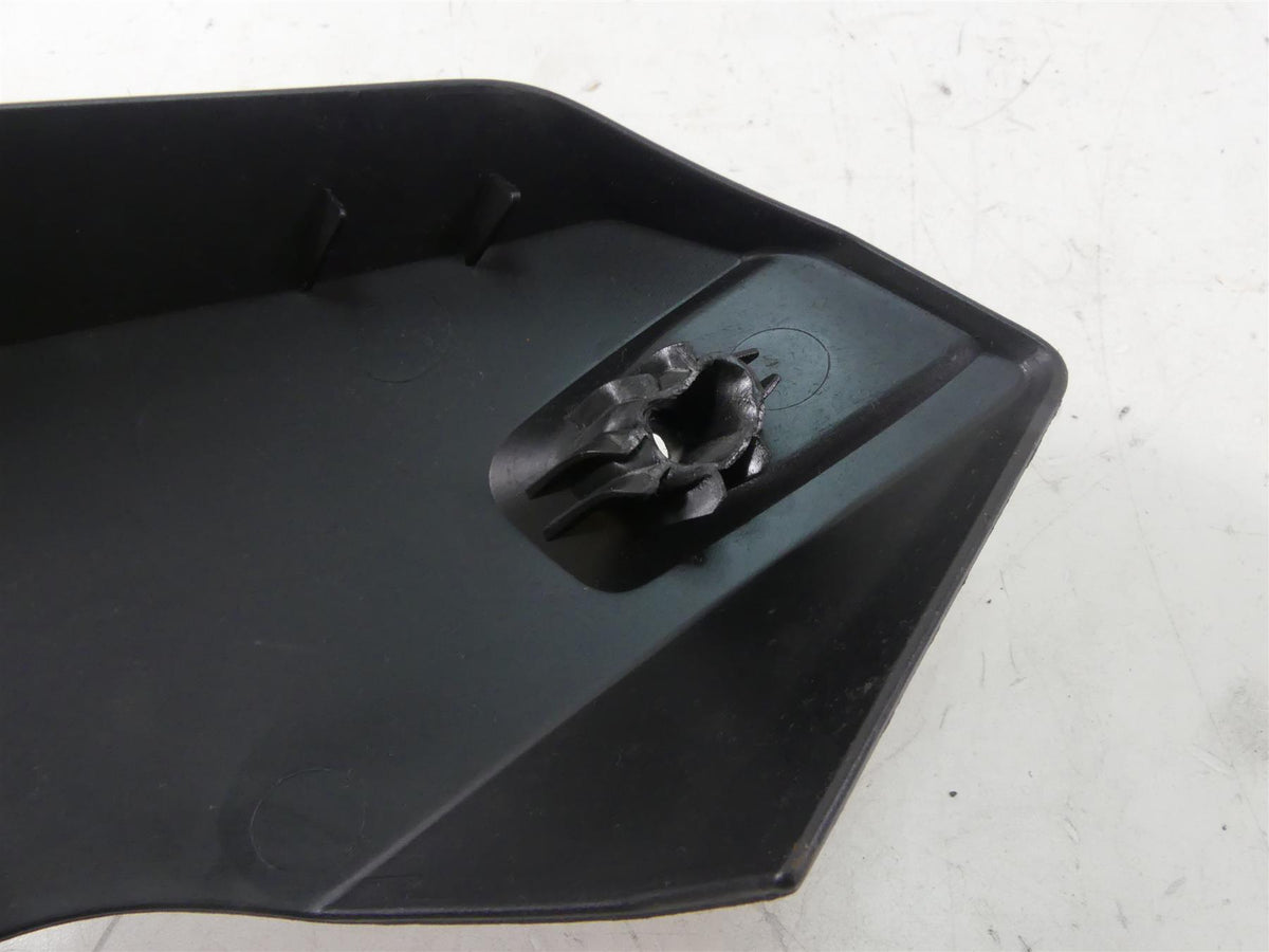 2011 BMW R1200GS K255 Adv Tank Right Side Cover Fairing & Emblem 46637706288 {{ shop.shopifyCountryName }} - Mototech271
