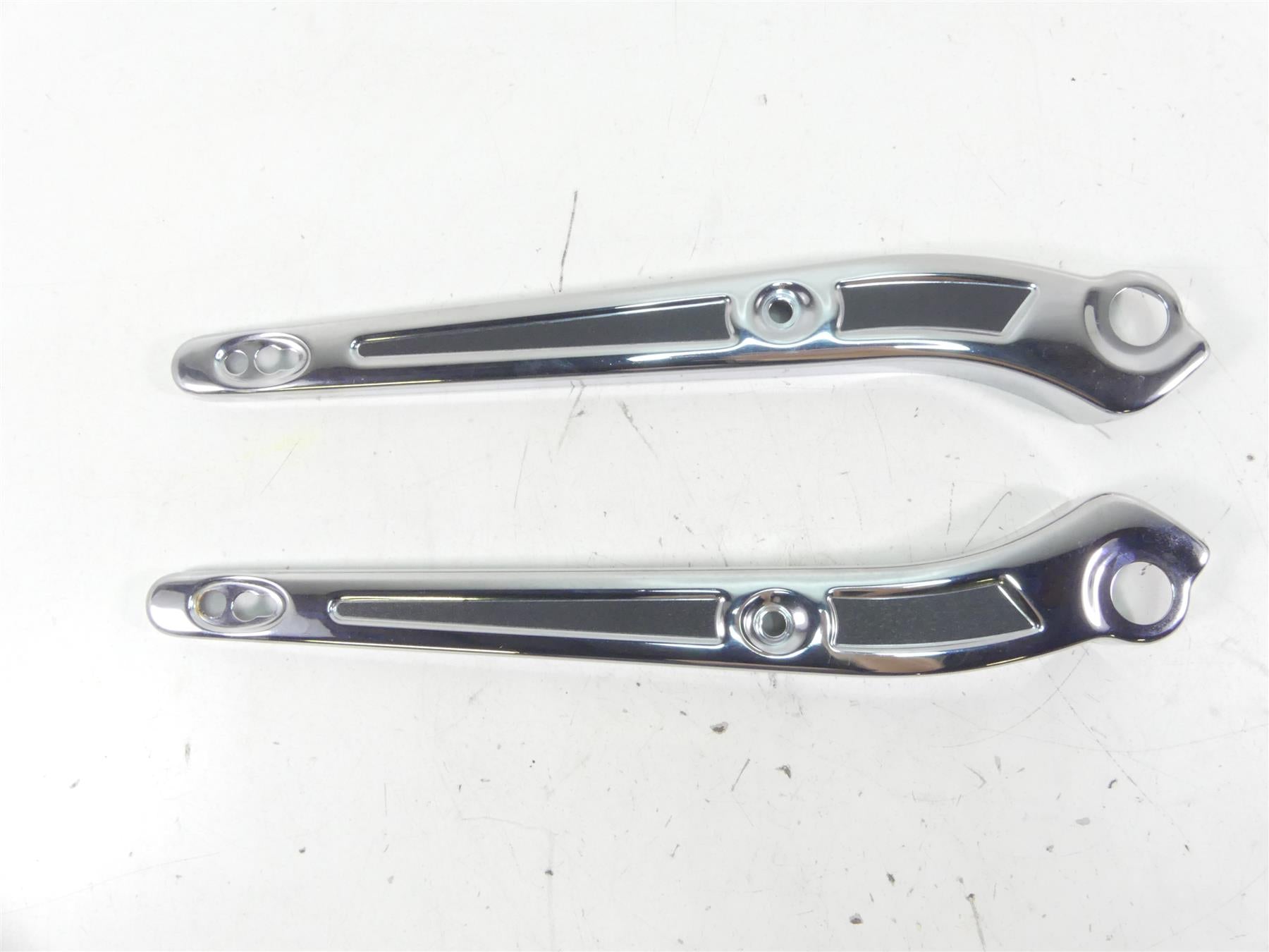 2014 Harley FXDL Dyna Low Rider Rear Fender Struts Braces 57300024 57300026 {{ shop.shopifyCountryName }} - Mototech271