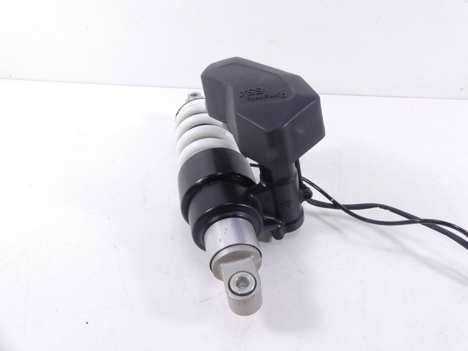 2016 BMW R1200RS K54 Rear Esa Damper Shock Suspension 33548557149 {{ shop.shopifyCountryName }} - Mototech271