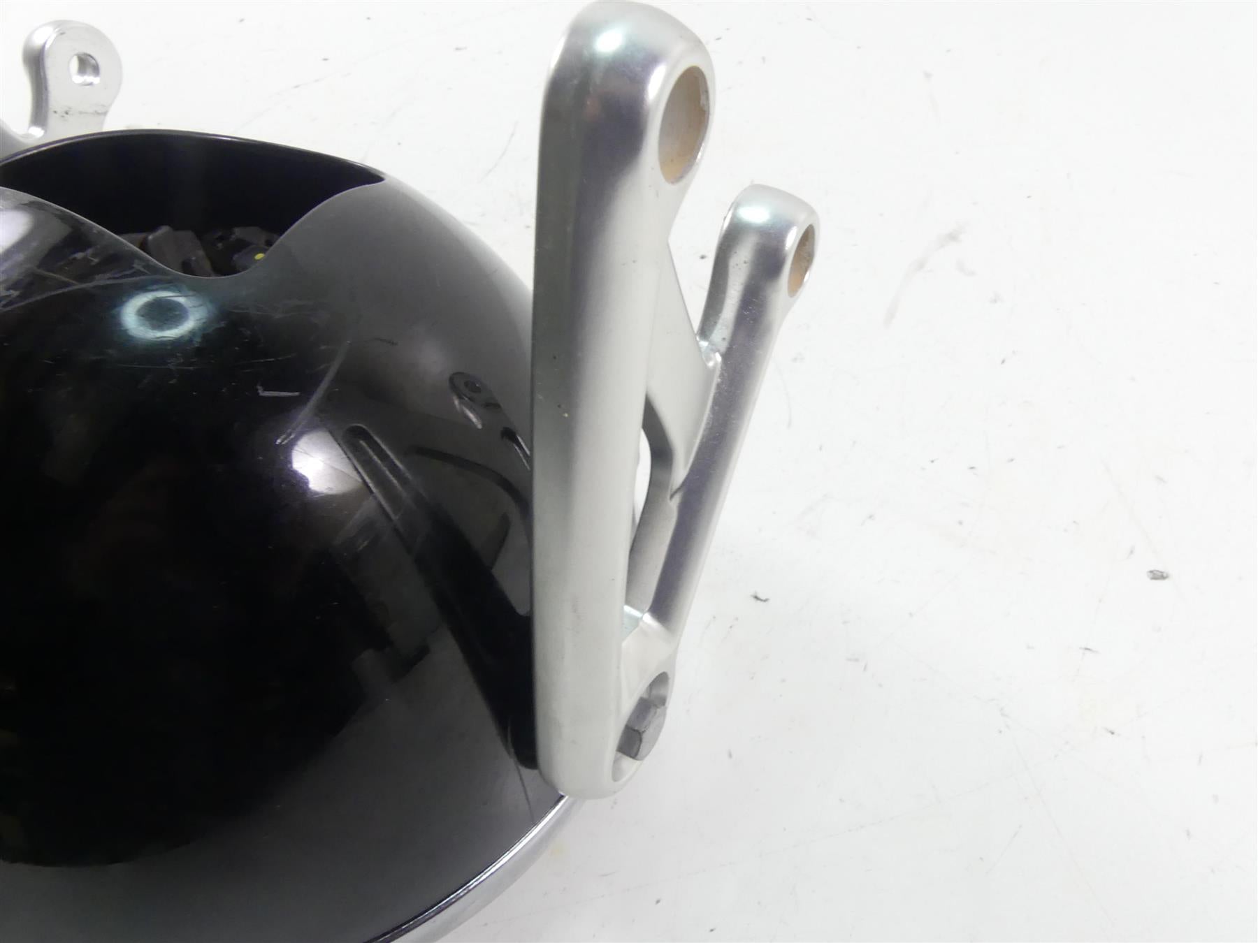 2017 Triumph Thruxton 1200 R Headlight Head Light Lamp Lens T2706509 T2701923 {{ shop.shopifyCountryName }} - Mototech271