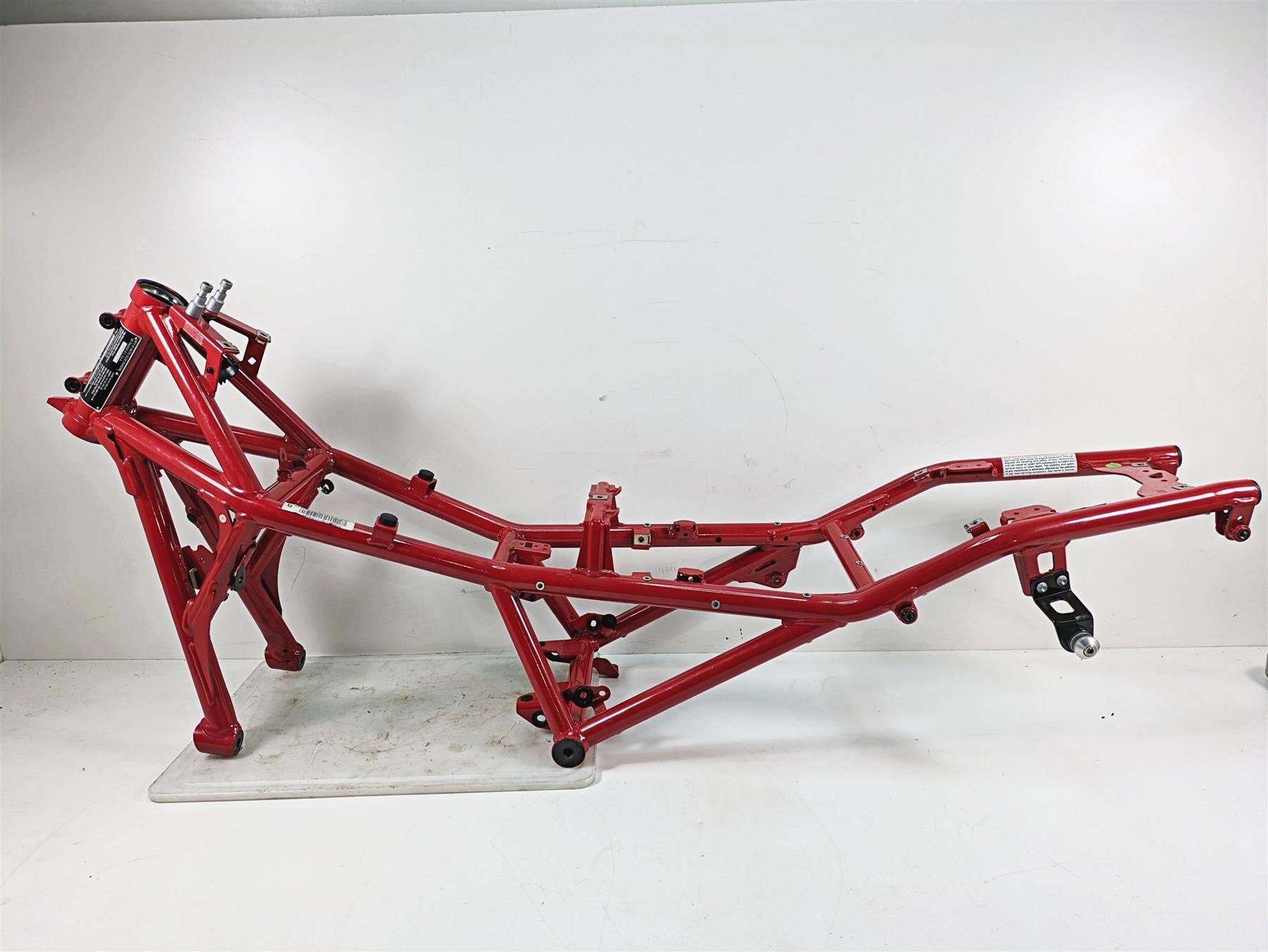 2020 Moto Guzzi V85 TT Adventure Straight Main Frame Chassis With California Clean Title 2B005033000YR8 {{ shop.shopifyCountryName }} - Mototech271