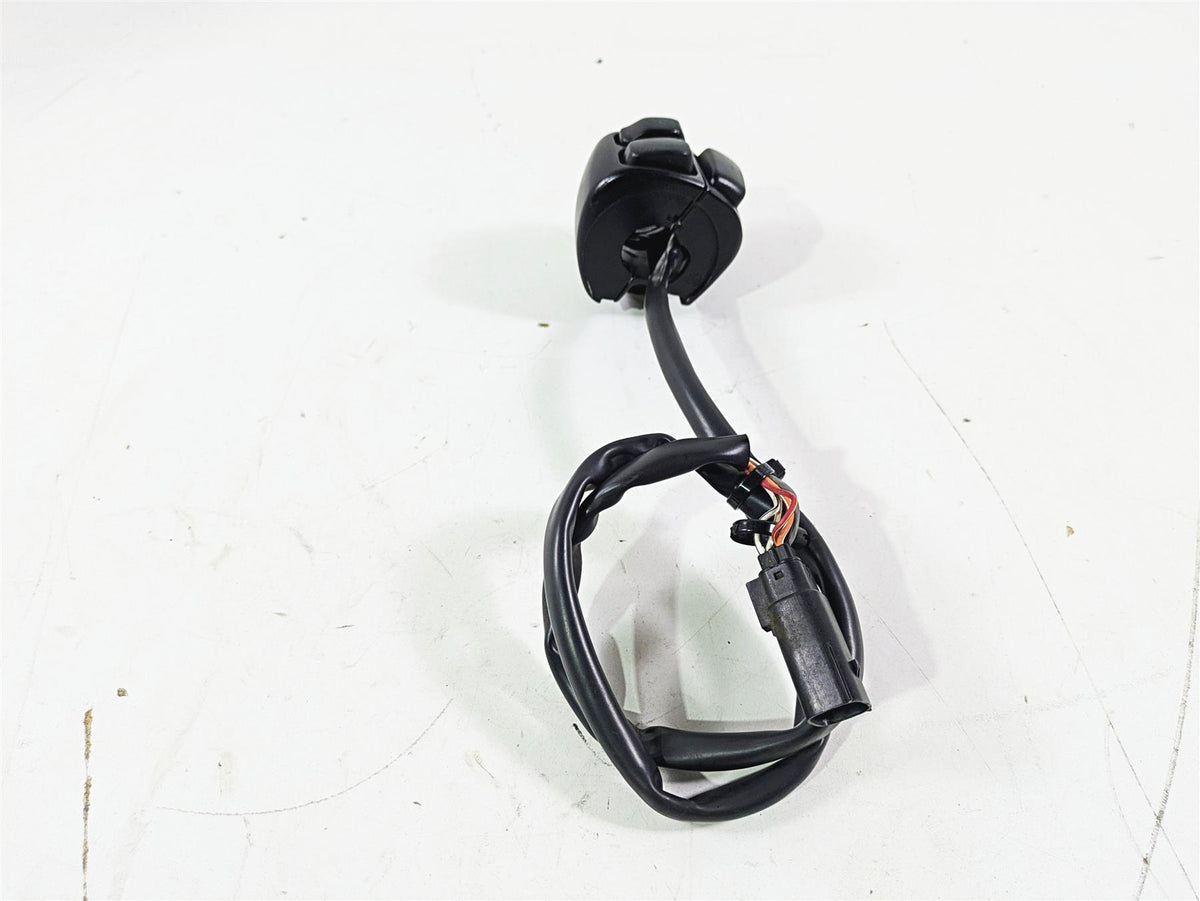 2008 Harley FLSTC 105TH Softail Heritage Right Hand Control Switch Read 71684-06 {{ shop.shopifyCountryName }} - Mototech271