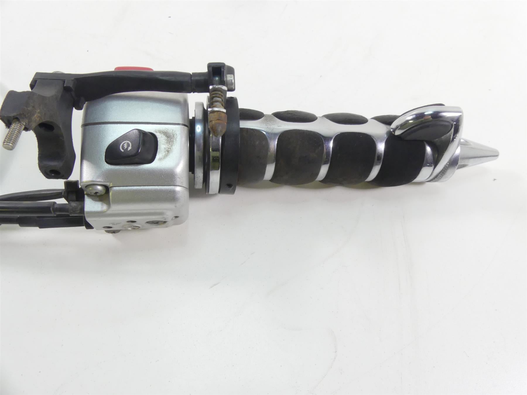 2007 Suzuki M109R VZR1800 Boulevard Right Control Switch Throttle 37200-48GA1 {{ shop.shopifyCountryName }} - Mototech271
