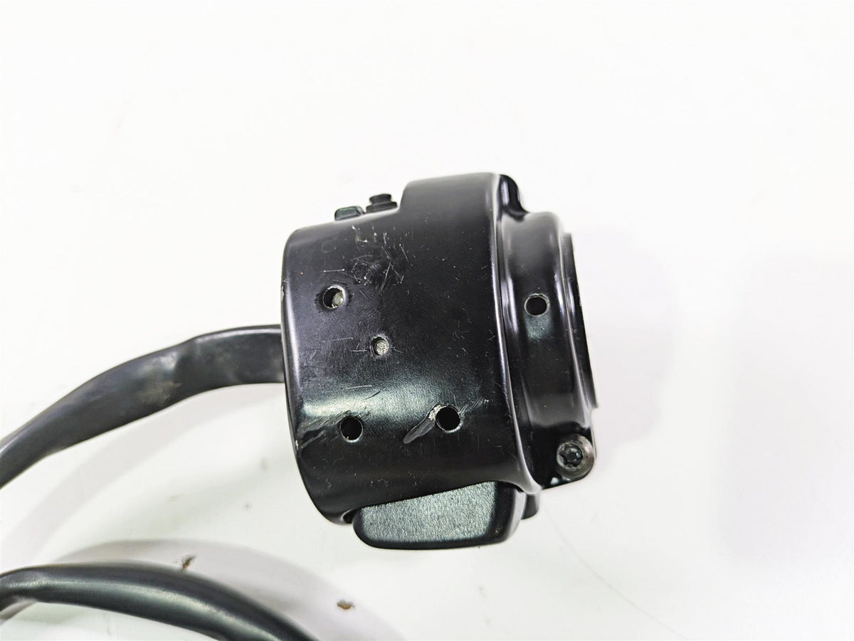2008 Harley FLSTSB Cross Bones Left Hand Control Switch -No Plug 71682-06A {{ shop.shopifyCountryName }} - Mototech271