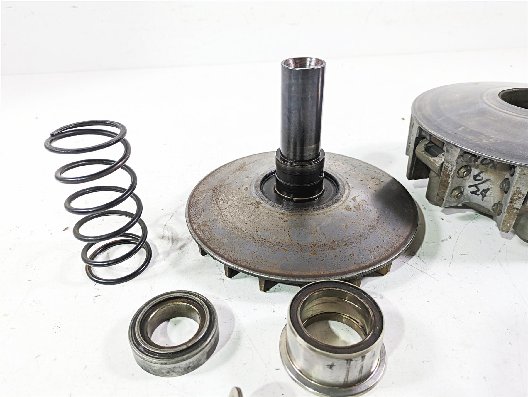 2018 Can Am Commander 1000R XT Primary Drive Clutch Kit 420248608 420280577 {{ shop.shopifyCountryName }} - Mototech271