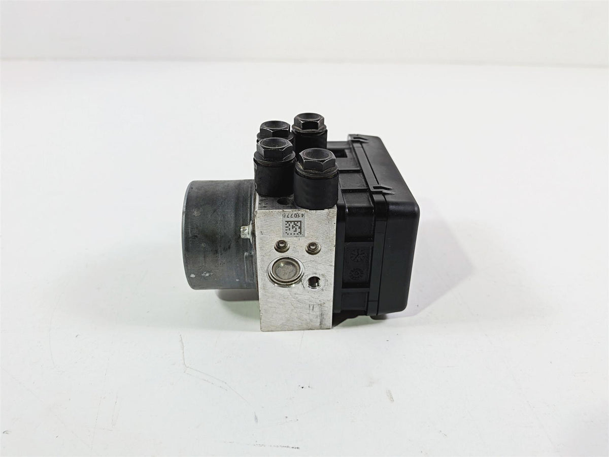2016 Ducati Hypermotard 939 SP Abs Brake Pump Module 54240402A 54240332B-Mototech271