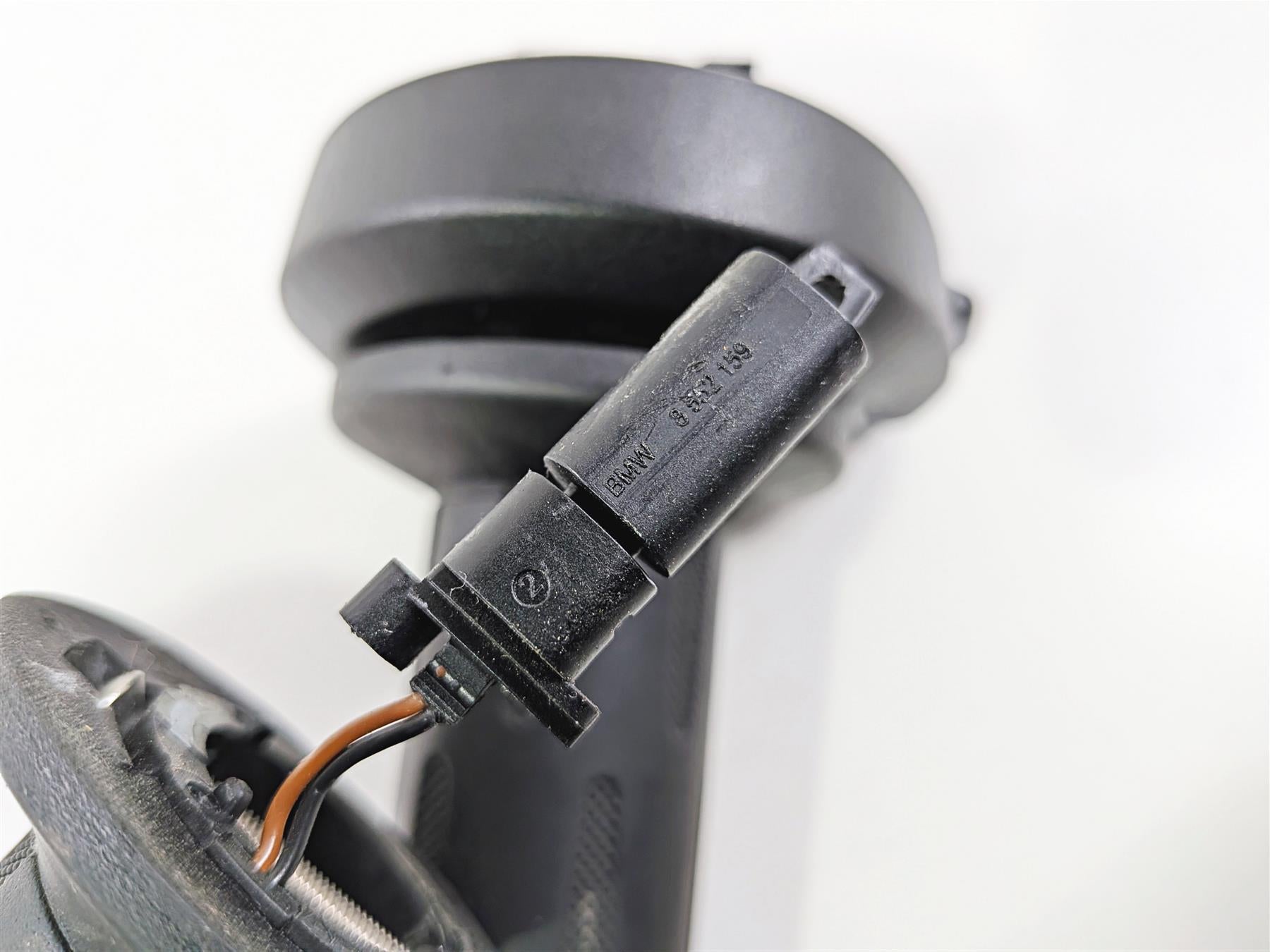 2023 BMW R1250RT RTP K52 Heated Left Right Hand Grip Set 61318549455 61318552124 {{ shop.shopifyCountryName }} - Mototech271