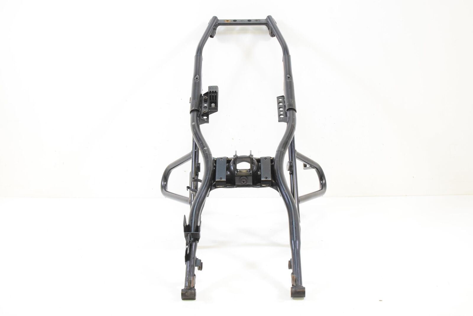 2001 BMW R1150 GS R21 Rear Subframe & Inner Fender 46512314698 {{ shop.shopifyCountryName }} - Mototech271