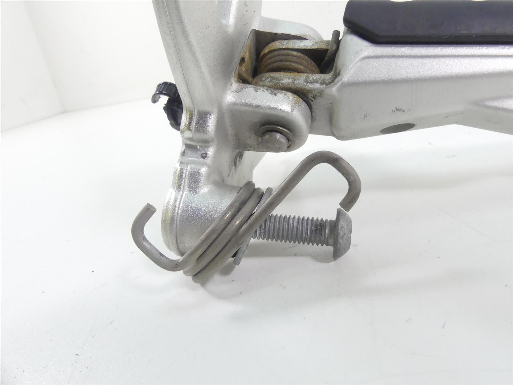 2016 BMW R nineT R9T K21 Right Front Rider Driver Footpeg Foot Peg 46717671078 {{ shop.shopifyCountryName }} - Mototech271
