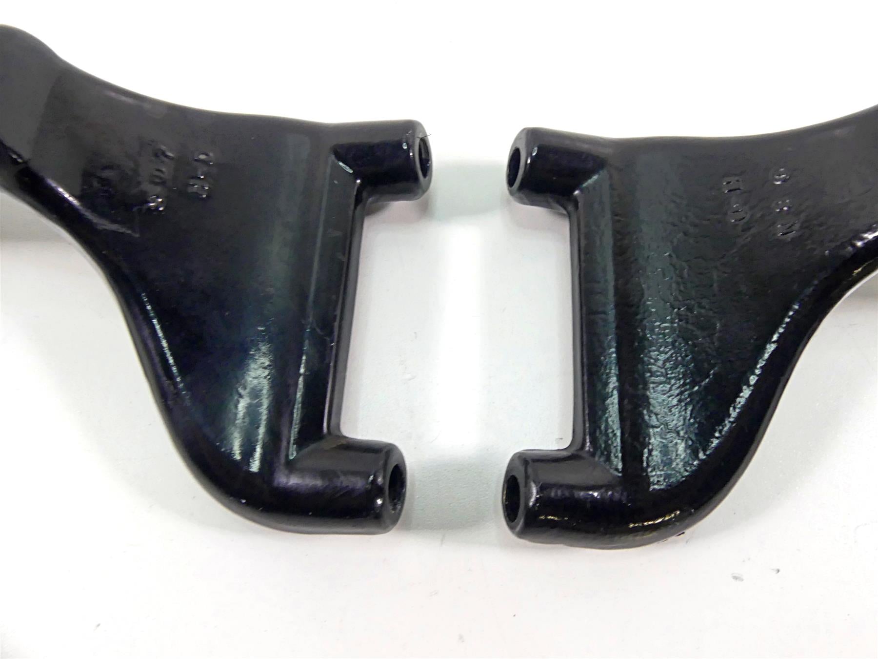 2005 Harley Sportster XL1200 C Rear Passenger Foot Peg Set 49314-04 49315-04 {{ shop.shopifyCountryName }} - Mototech271