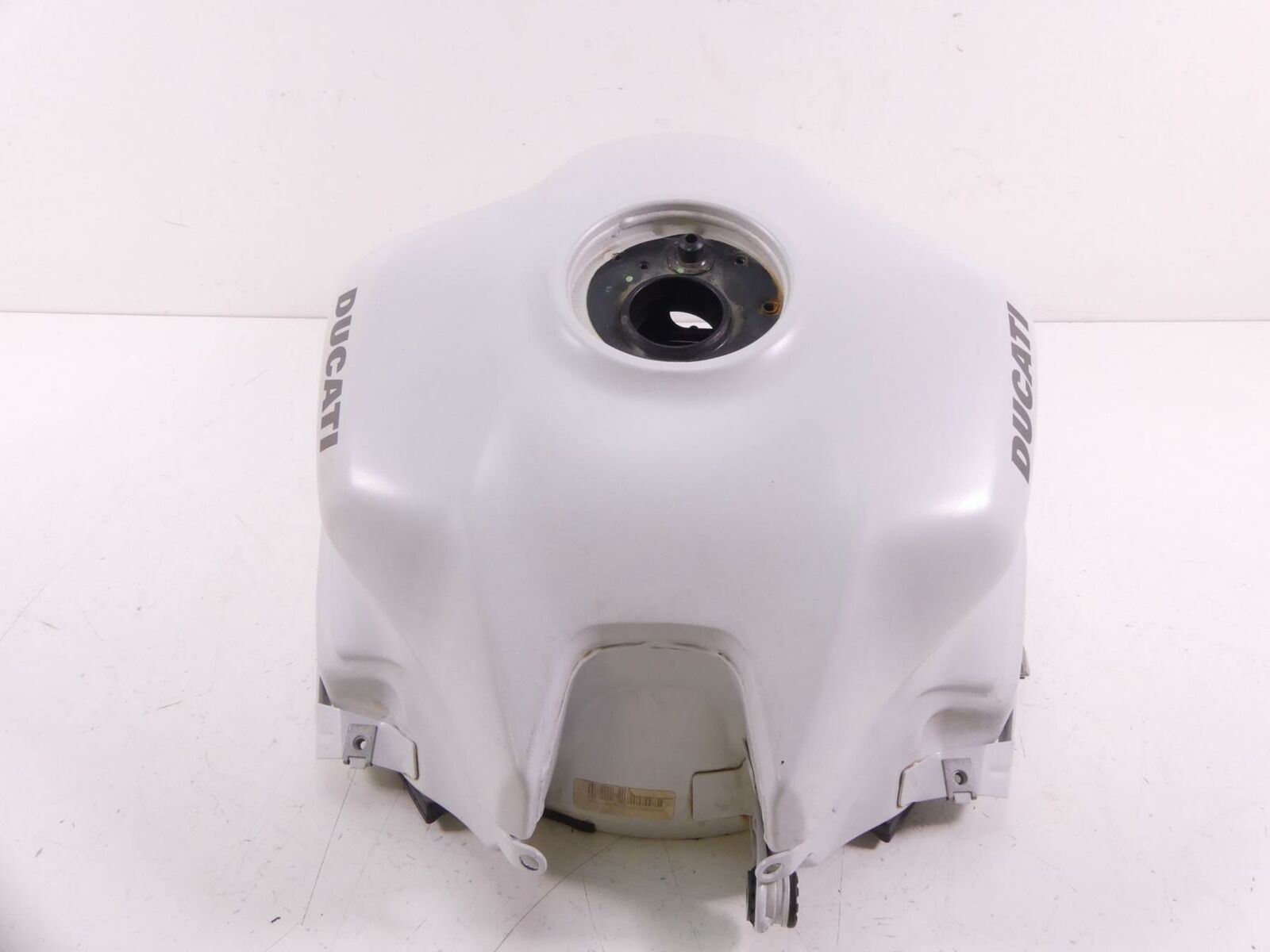 2019 Ducati Supersport 939 S Fuel Gas Petrol Tank Reservoir - Nice 58612531BW {{ shop.shopifyCountryName }} - Mototech271