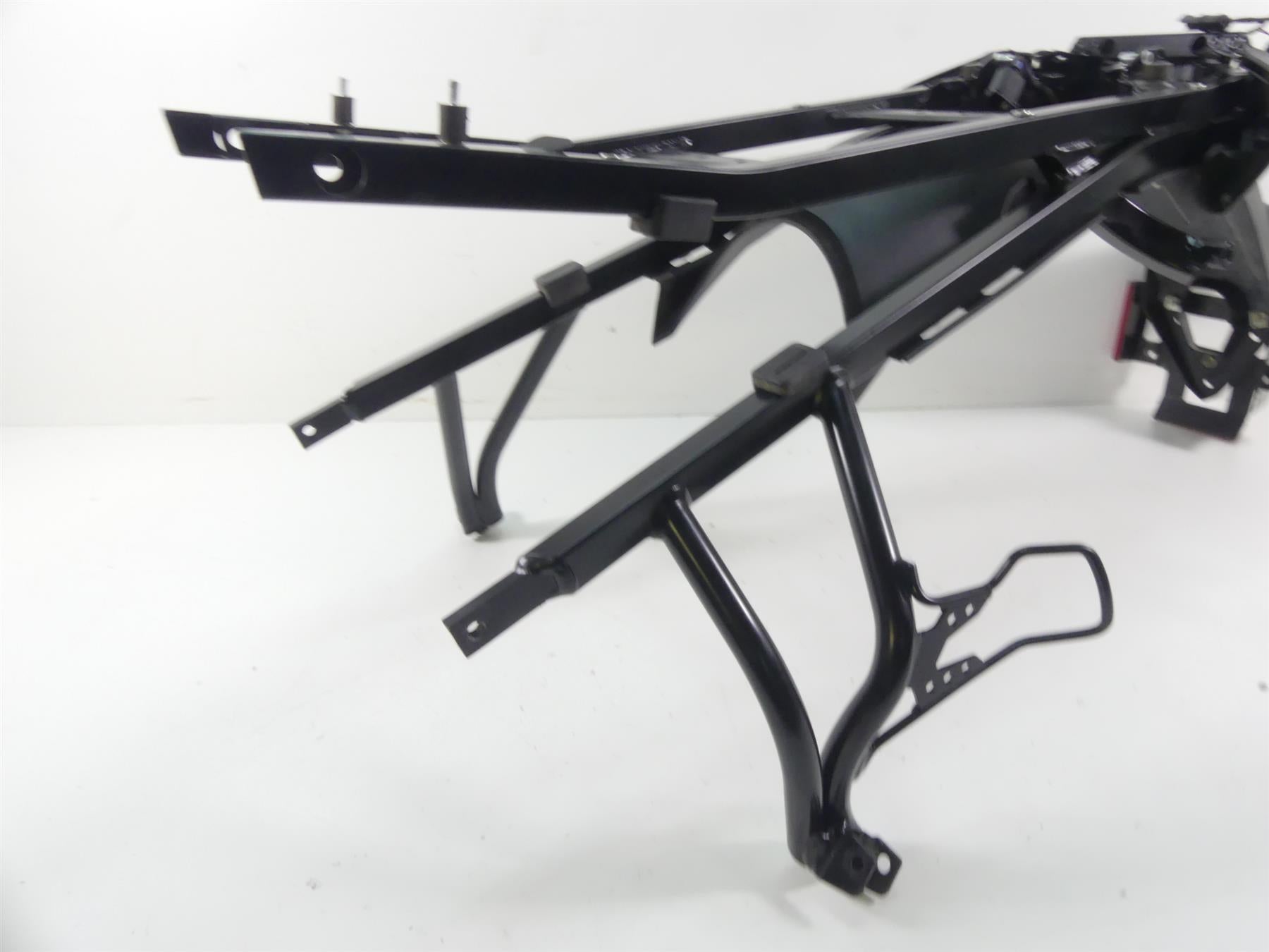 2017 BMW F800GS K72 Rear Subframe Sub Frame License Plate Holder Set 46518531590 {{ shop.shopifyCountryName }} - Mototech271