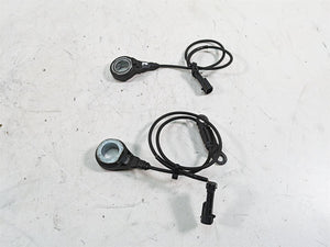 2010 Harley Touring FLHTCU Electra Glide Abs Brake Wheel Sensor Set 40614-08 | Mototech271