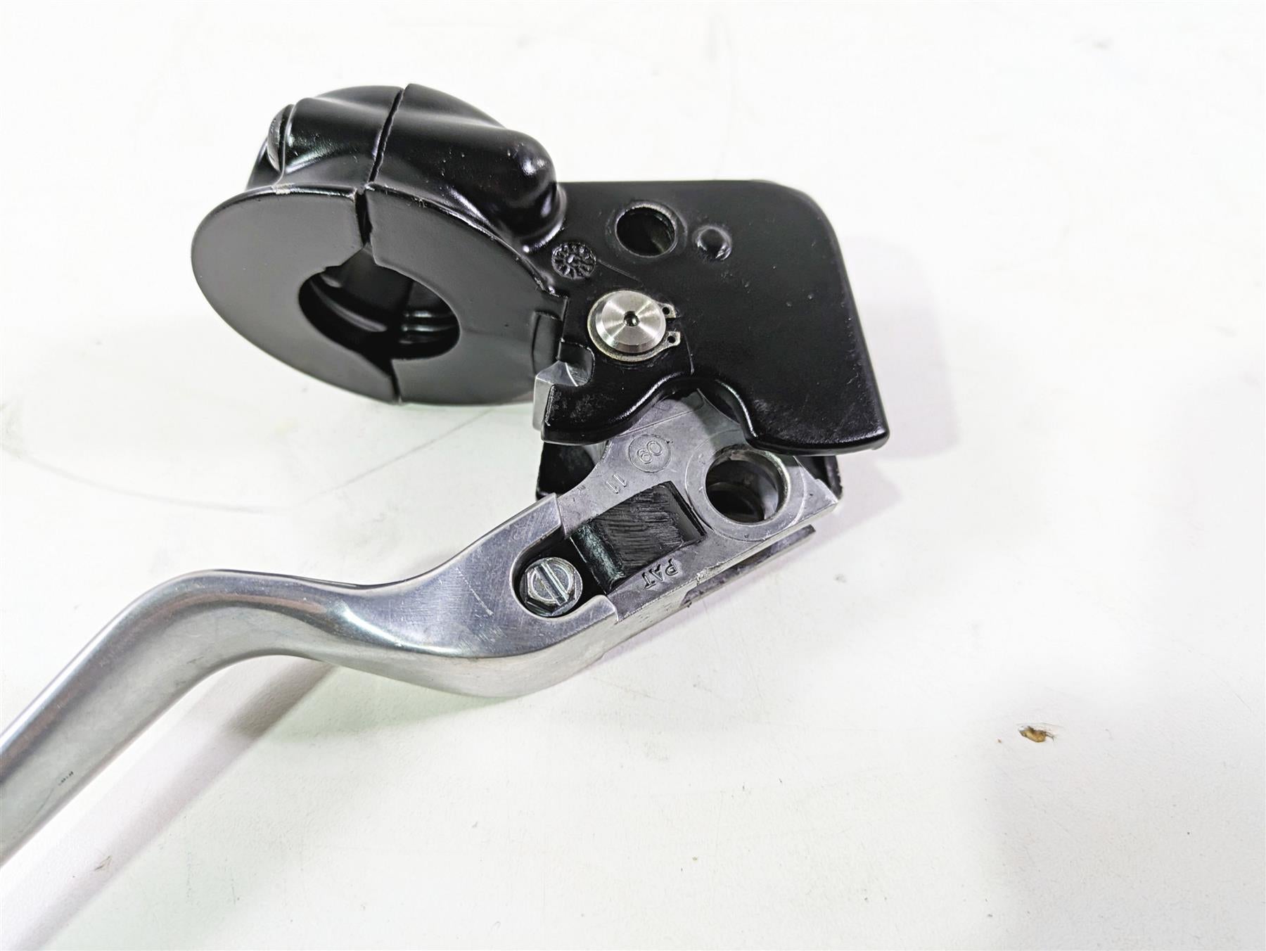 2016 Harley FXDL Dyna Low Rider Clutch Perch & Lever 38608-96 {{ shop.shopifyCountryName }} - Mototech271