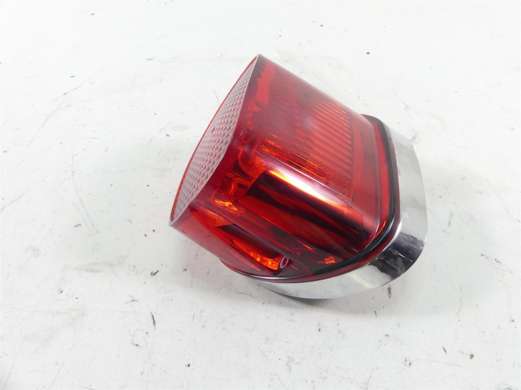 2005 Harley Touring CVO FLHTCSE Electra Glide Taillight Tail Light Lamp 68184-03 {{ shop.shopifyCountryName }} - Mototech271