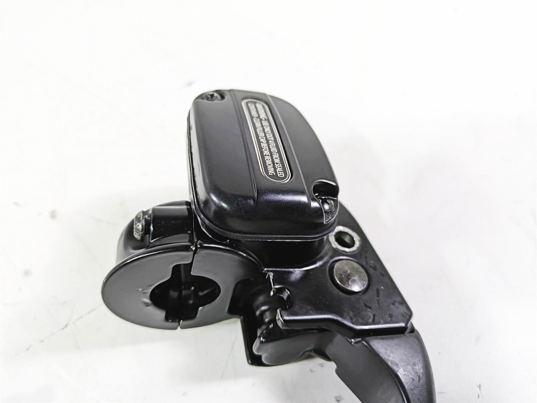 2008 Harley Touring FLHTCU E-Glide 105TH Front Brake Master Cylinder 44551-08F {{ shop.shopifyCountryName }} - Mototech271