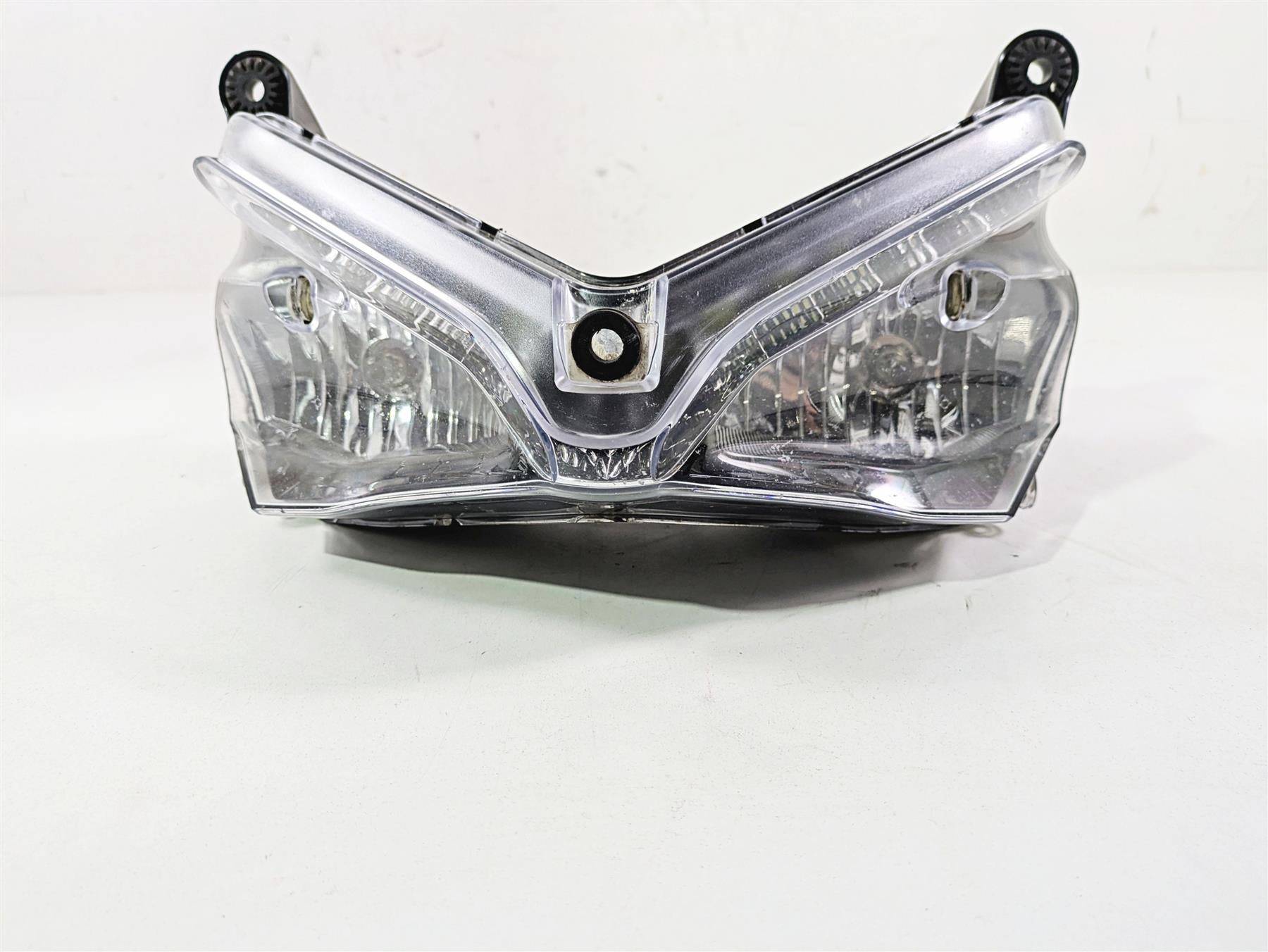 2019 Ducati Supersport 939 S Headlight Head Light Lamp - Read 52010401B {{ shop.shopifyCountryName }} - Mototech271