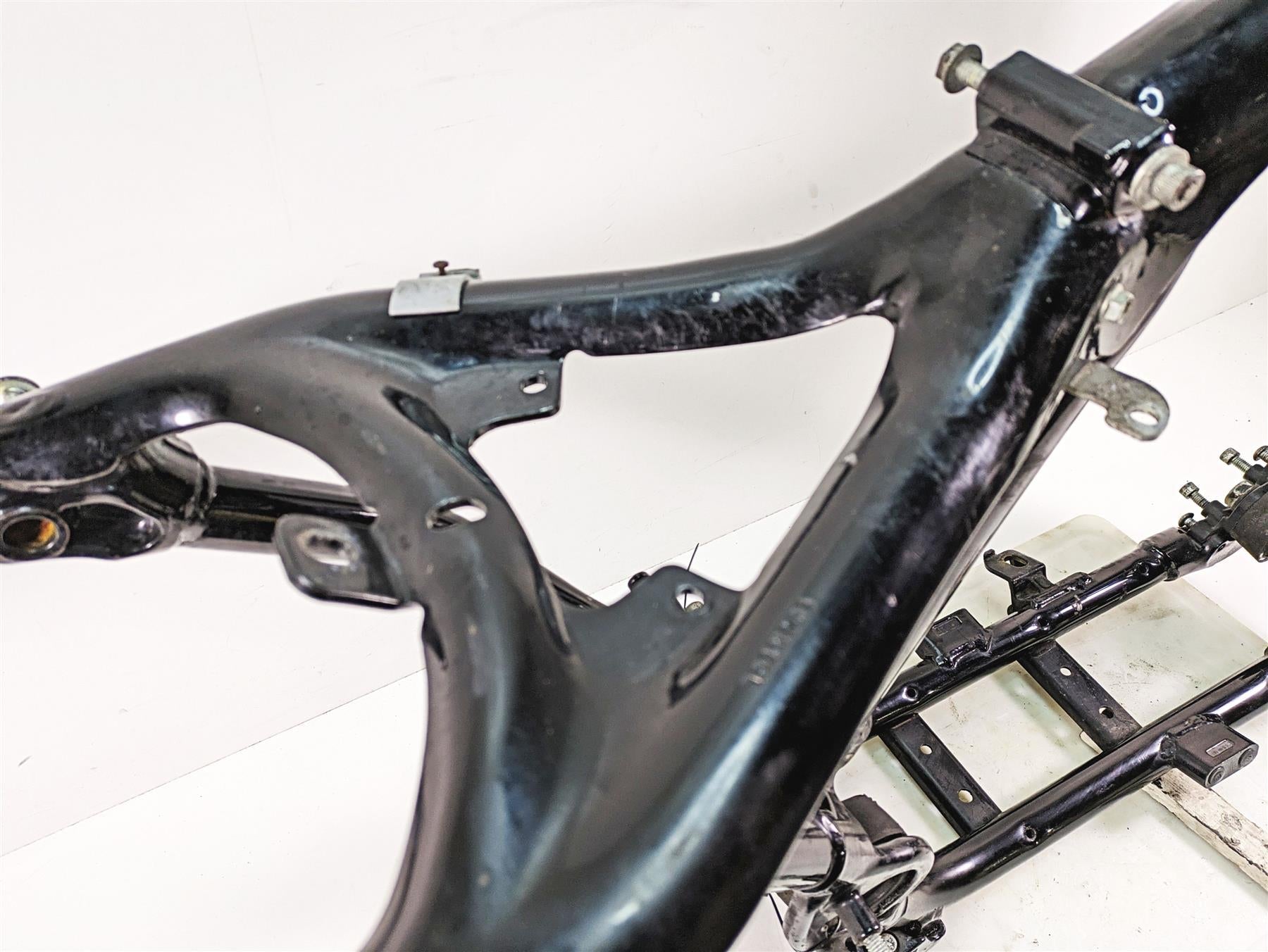 2006 Harley Sportster XL1200 Straight Main Frame Chassis & Swingarm With Clean Texas Title 48878-04 {{ shop.shopifyCountryName }} - Mototech271