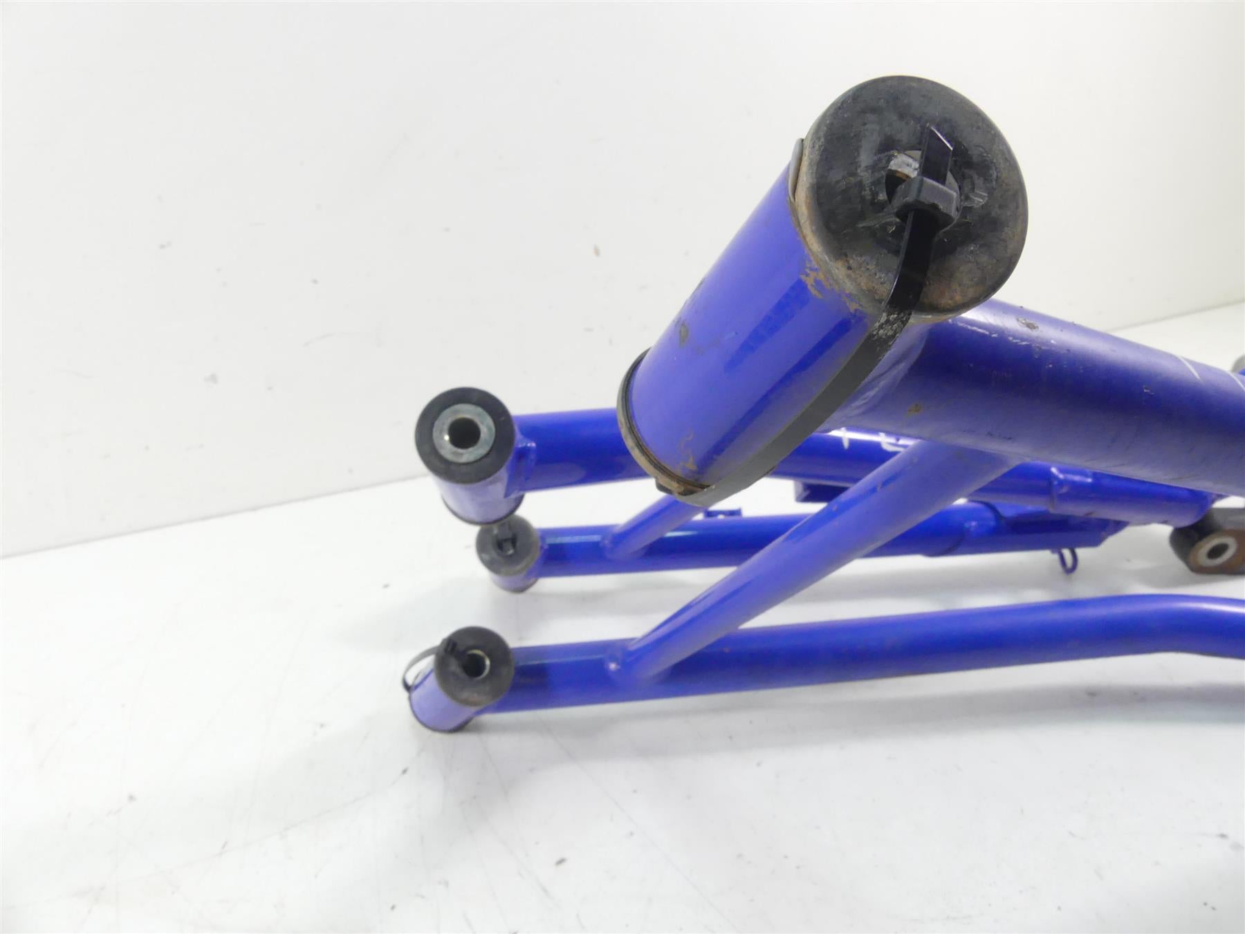 2021 Kawasaki Teryx KRX KRF 1000 Front Left Knee Assembly 39007-0463 39186-0333 {{ shop.shopifyCountryName }} - Mototech271