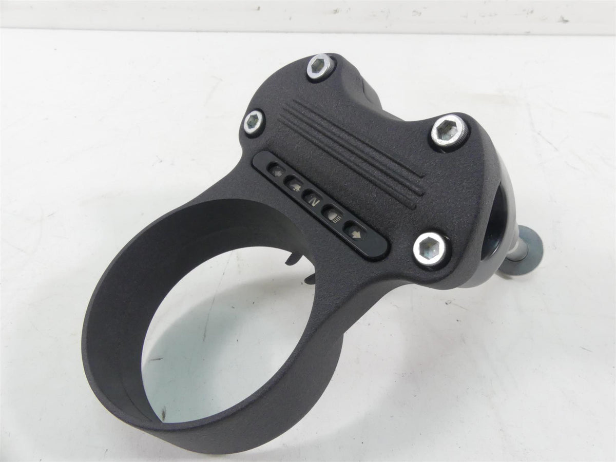 2019 Harley XL883 N Sportster Iron Speedometer Housing & Riser 55847-05A {{ shop.shopifyCountryName }} - Mototech271