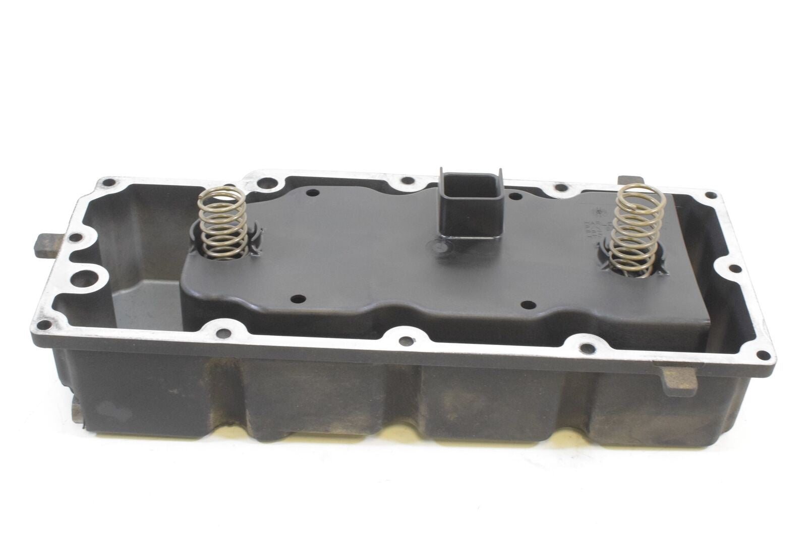 2007 Harley Touring FLHX Street Glide Transmission Oil Pan Cover 62711-99 {{ shop.shopifyCountryName }} - Mototech271
