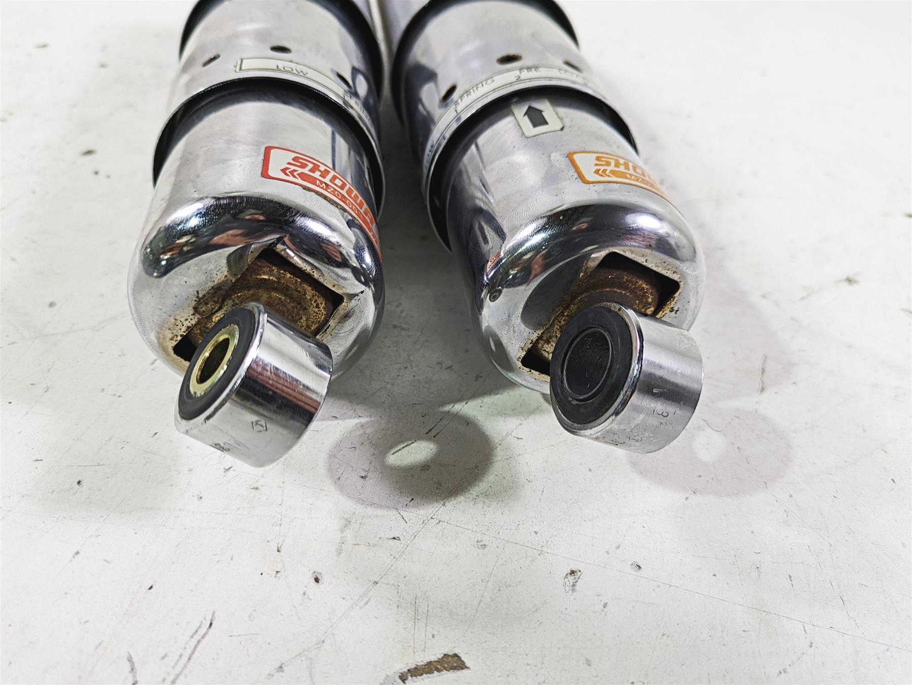 1998 Honda GL1500 Valkyrie Tour Showa Rear Shock Damper Set 52500