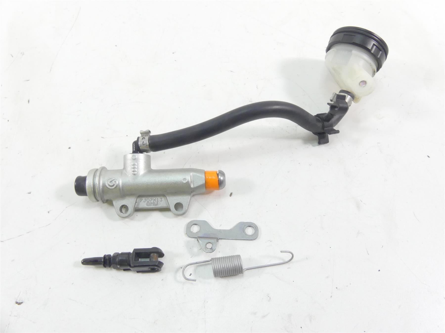 2018 BMW S1000RR K46 Rear Brembo Brake Master Cylinder + Reservoir 34317720905 | Mototech271