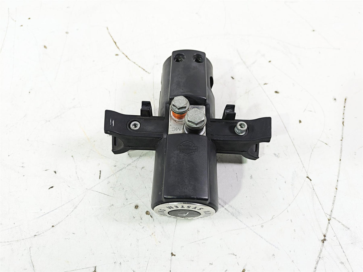 2016 Harley FLSTC Softail Heritage Front Abs Pump Module Unit 41100037 {{ shop.shopifyCountryName }} - Mototech271