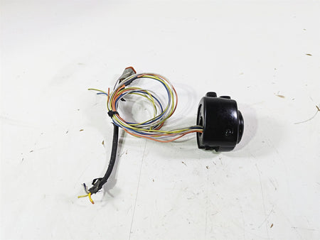 2003 Harley Softail FXSTDI Deuce 100th Left Hand Control Switch - Read 71682-06A {{ shop.shopifyCountryName }} - Mototech271