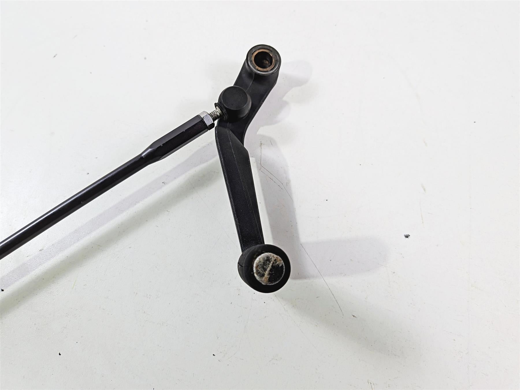 2024 Suzuki GSXR 600 Left Front Footpeg & Shifter 43521-47H20 25600-14J11 {{ shop.shopifyCountryName }} - Mototech271