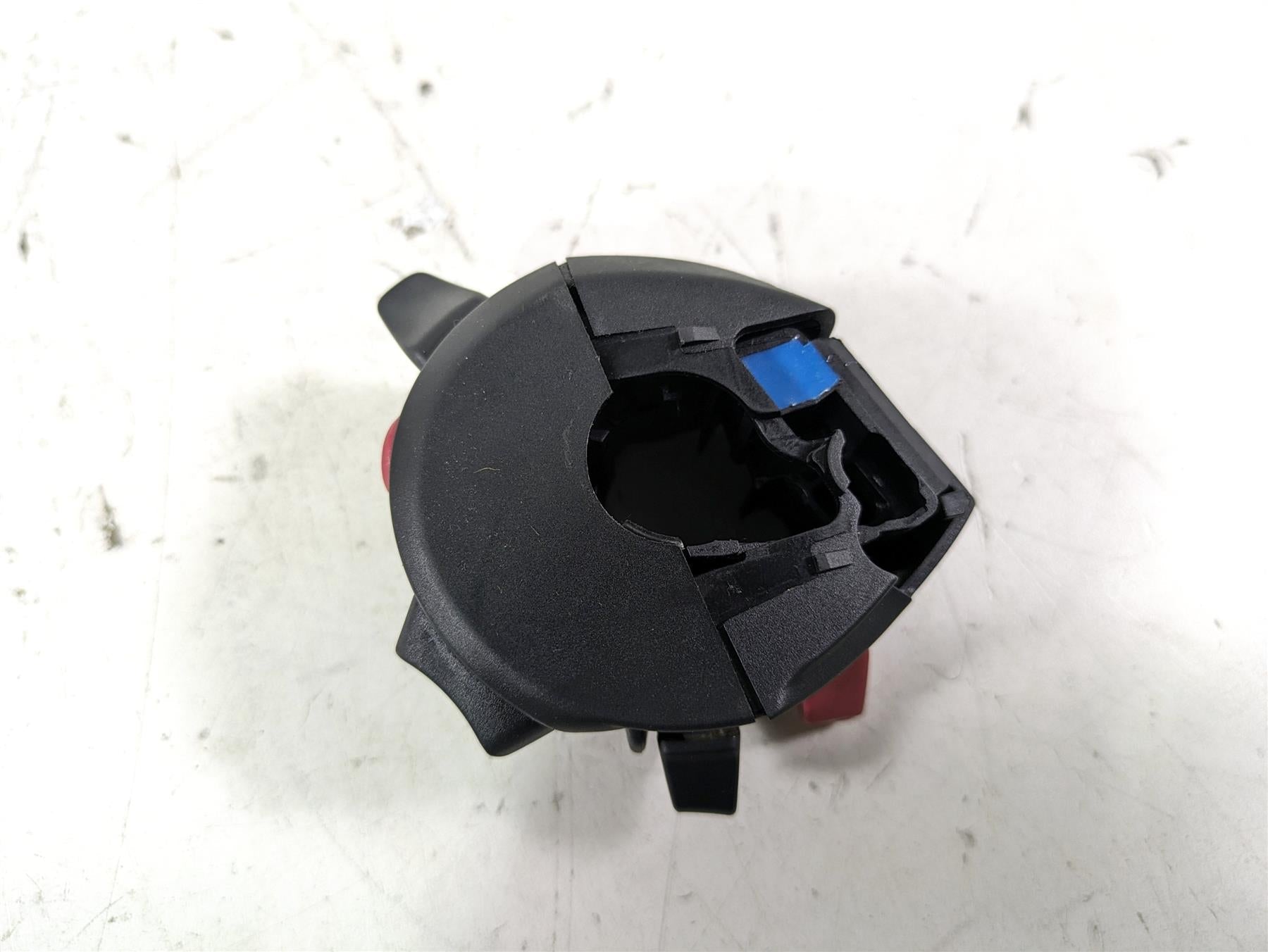 2022 BMW R1250 RT K052 Left Hand Screen Blinker Control Switch 61319829387 {{ shop.shopifyCountryName }} - Mototech271