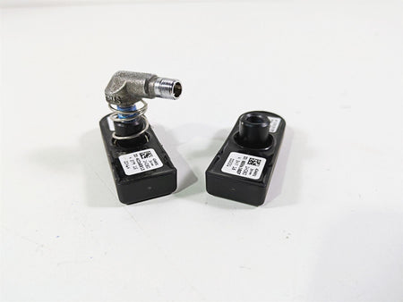 2017 Harley Touring FLHTKSE CVO E-Glide Tire Pressure Sensor Set -Read 32700052A {{ shop.shopifyCountryName }} - Mototech271