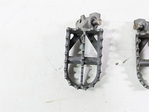 2009 BMW R1200GS K255 Adv Front Footpeg Foot Peg Set 46717694557 46717694558 | Mototech271