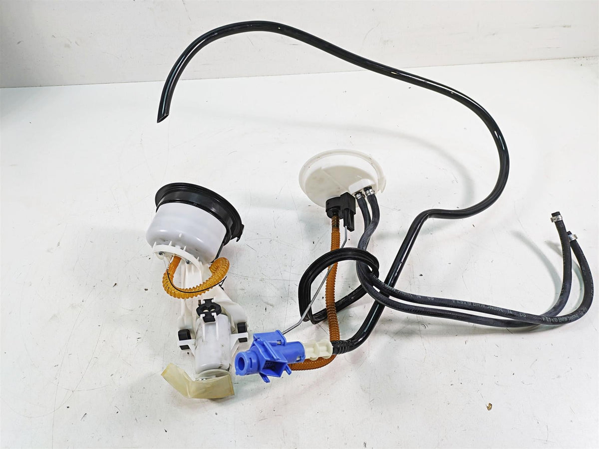 2007 BMW R1200GS K255 Adv Fuel Gas Petrol Pump - Tested 16147708047 {{ shop.shopifyCountryName }} - Mototech271
