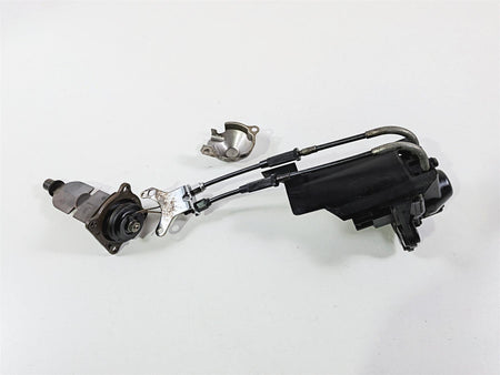 2008 Yamaha YZF R1 RN19 Exhaust Valve & Actuator Servo Motor 5VY-85820-10-00 {{ shop.shopifyCountryName }} - Mototech271