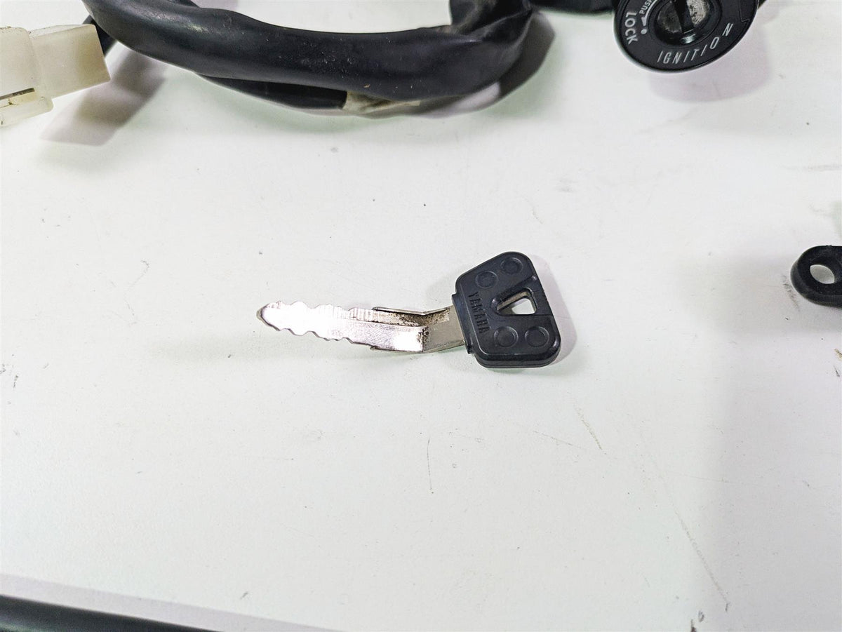 2009 Yamaha FZ1 FZS10 Fazer Ignition Switch Key Lock Set - Read 3C3-82501-10-00 {{ shop.shopifyCountryName }} - Mototech271